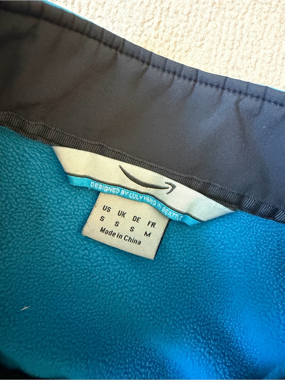 Amazon Delivery Fleece Vest - Picture 3 of 3